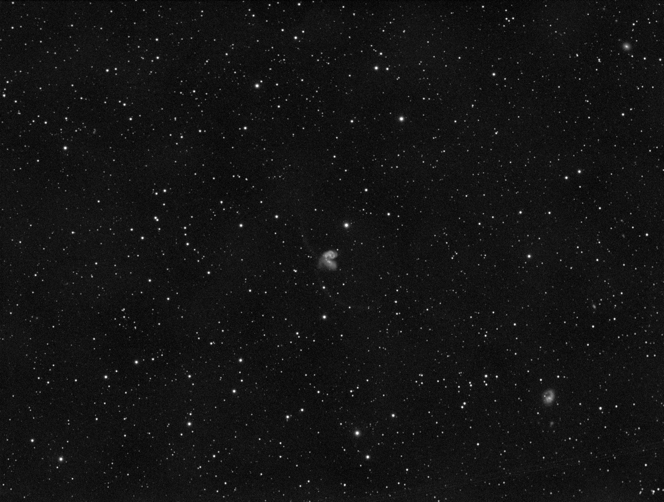 NGC4038_200s_20190506_223628  253xFD  191xF  82xD  0x0R  0x0G  0x0B  0x0RGB  14x200L  _stacked equalised2b.jpg