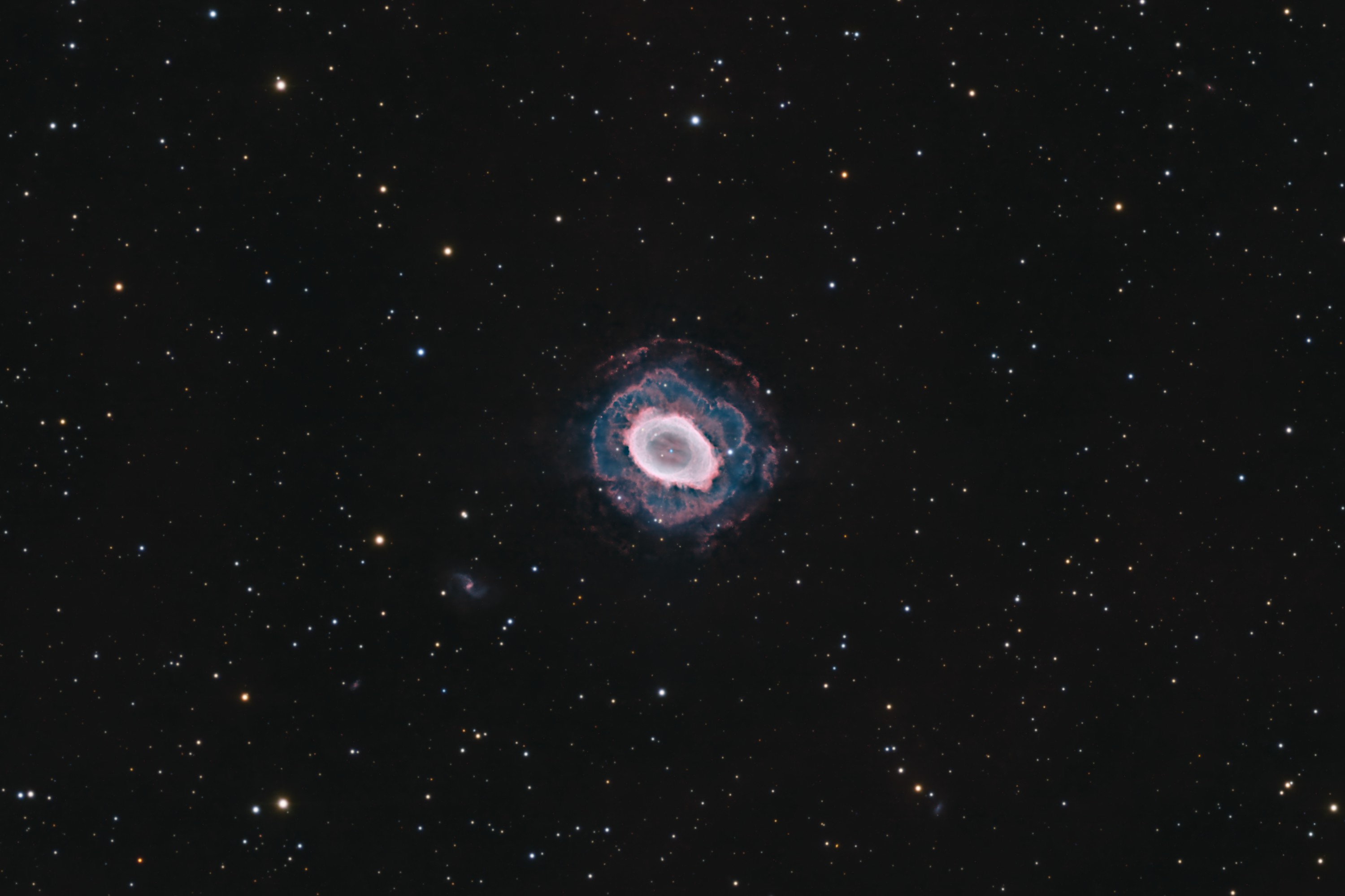M57 - 3000px.jpg