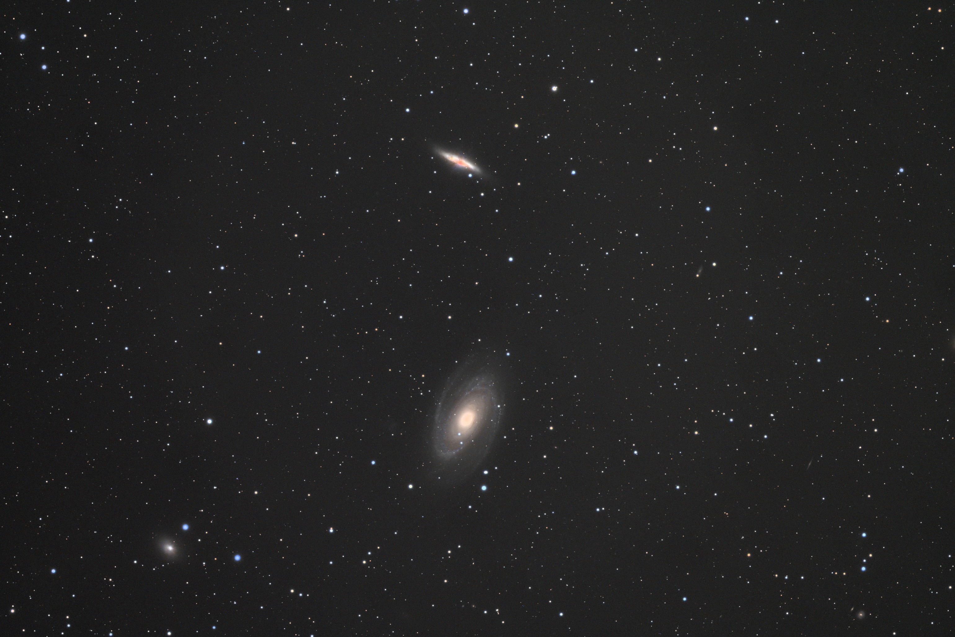 M81, 2025-01-27, 3x200R 3x200G 3x200B, APO100Q, (Red Green Blue), Toupcam_average_bin2x2.jpg