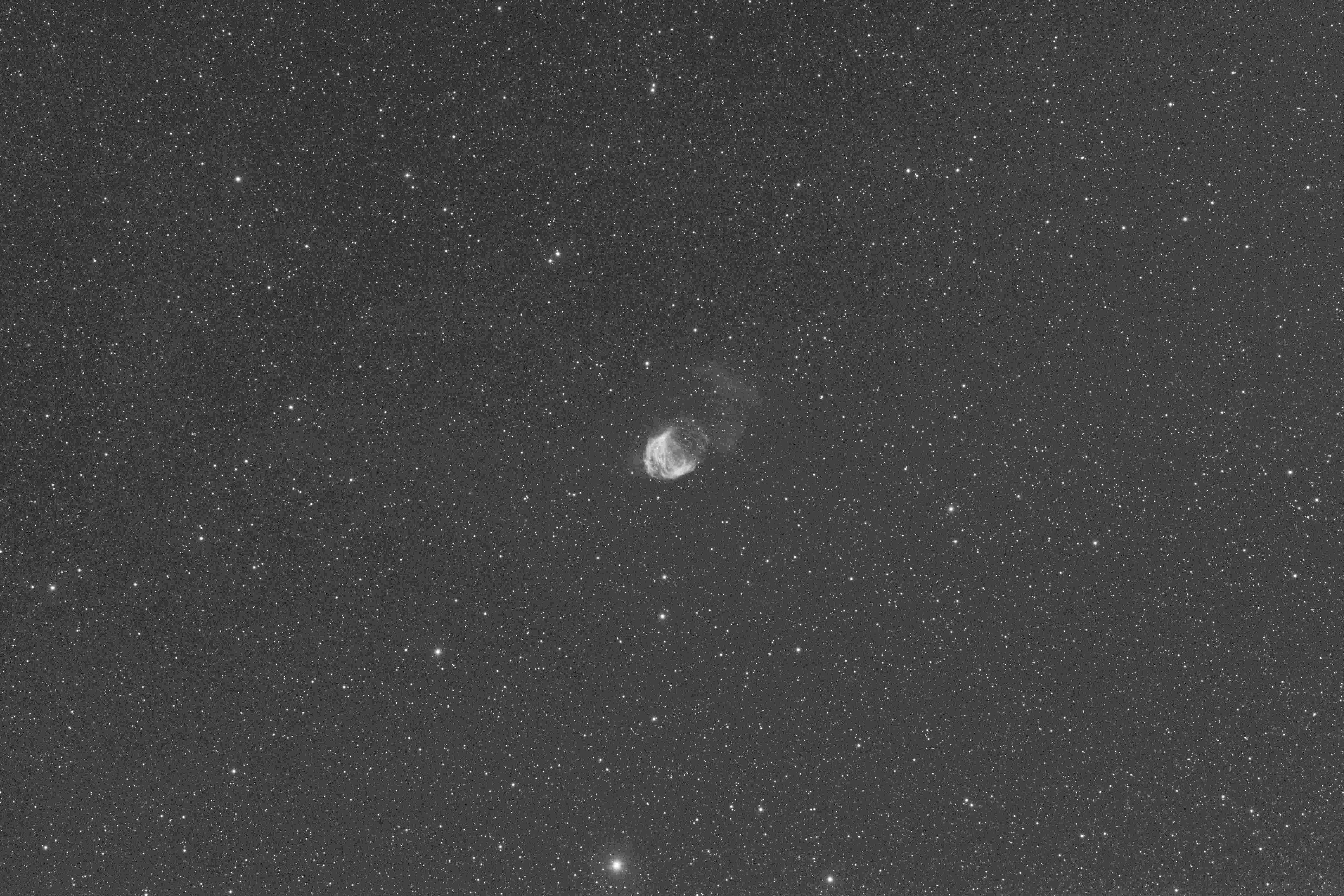 masterLight_BIN_1_6224x4168_EXPOSURE_300_00s_FILTER_H_mono_autocrop_integration_autocrop.jpg