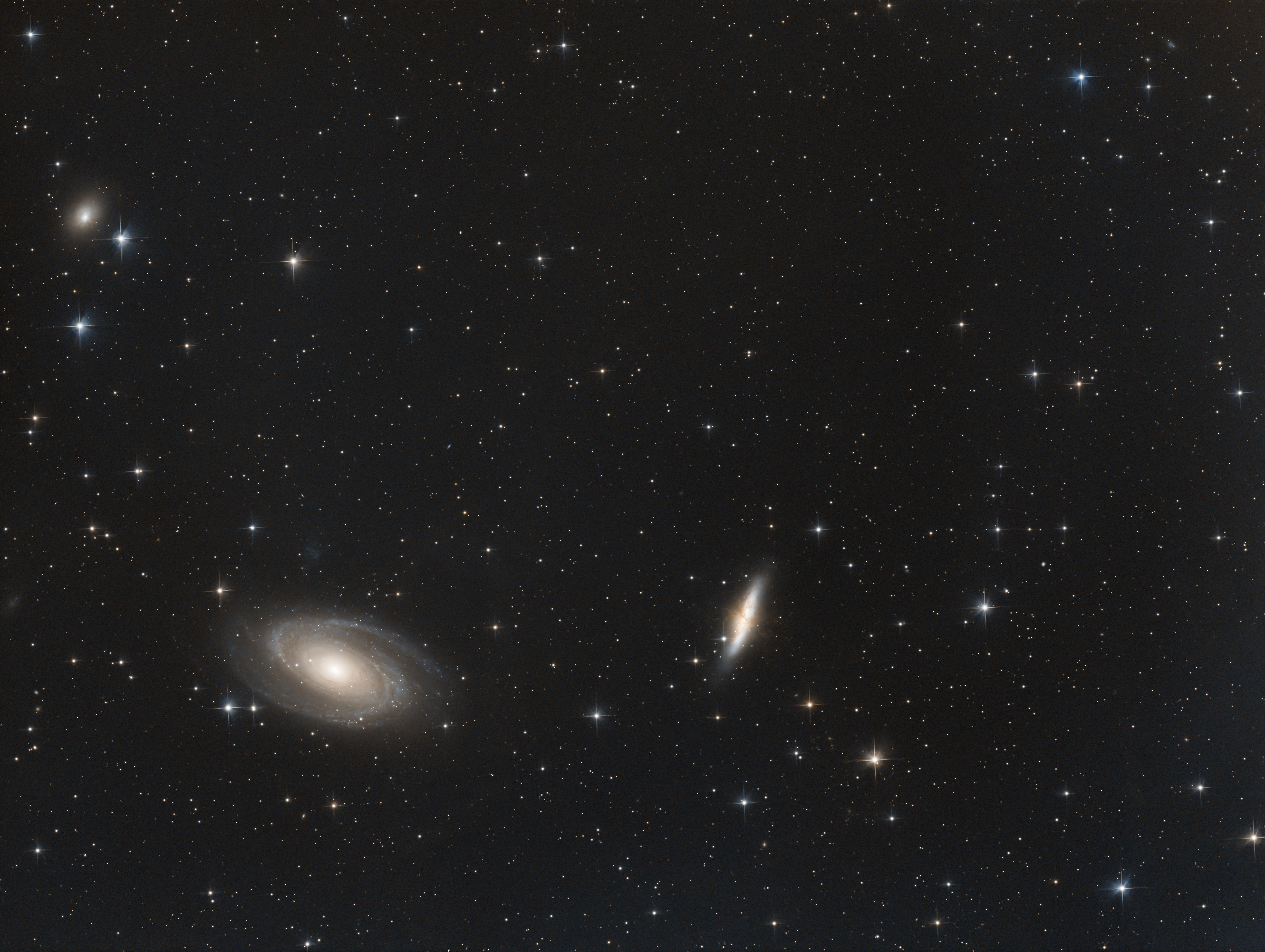 M81_82_3hr5min_GraXpert_SPCC_NXT_BXT_SXT_GHS_SAstarstretch_ScreenStars_SCNR.jpg