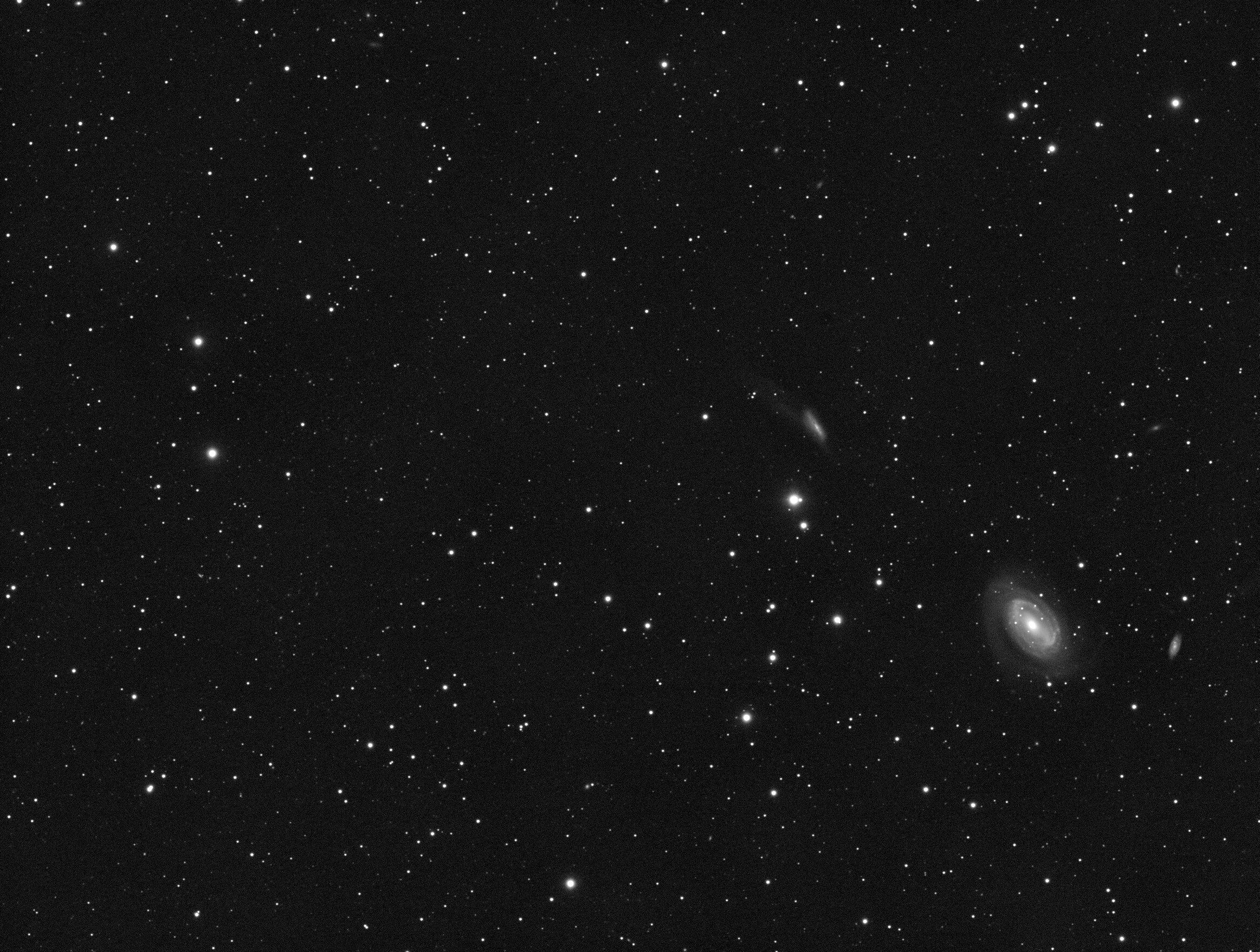 NGC4725, 2020-04-22, 21x200L , APO100Q, ZWO ASI1600MM-Cool.jpg